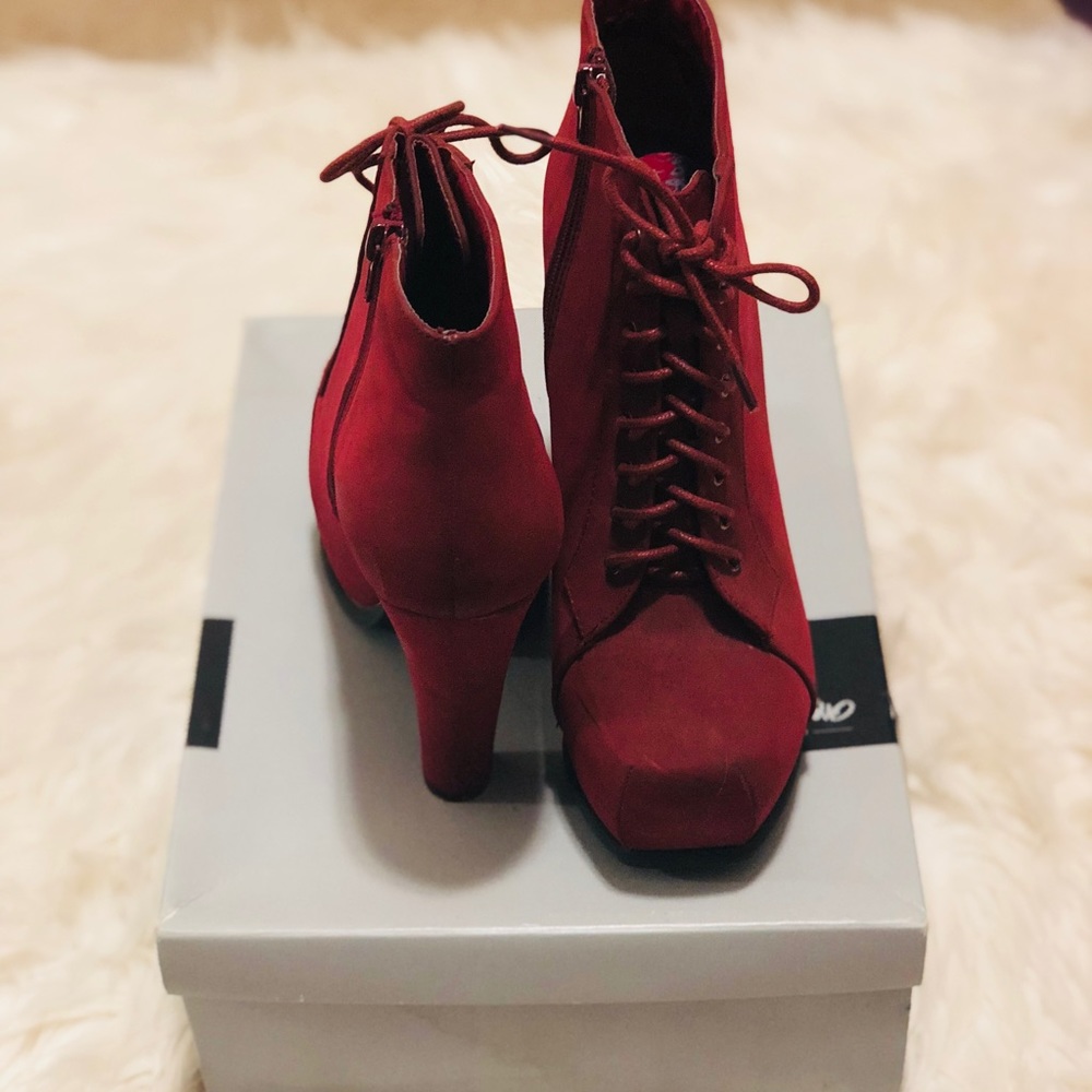 Maroon red lace up booties - Picture 3 of 6